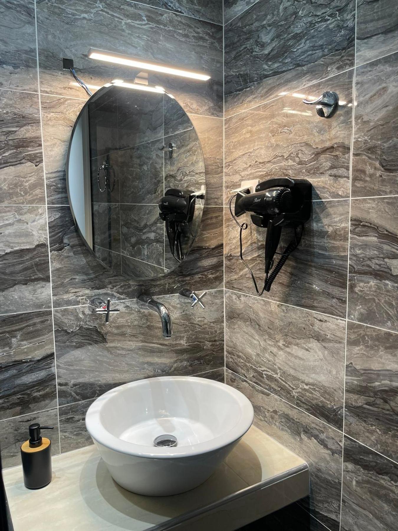 Pansea 15 Exclusive Suites เทสซาโลนิกิ ภายนอก รูปภาพ